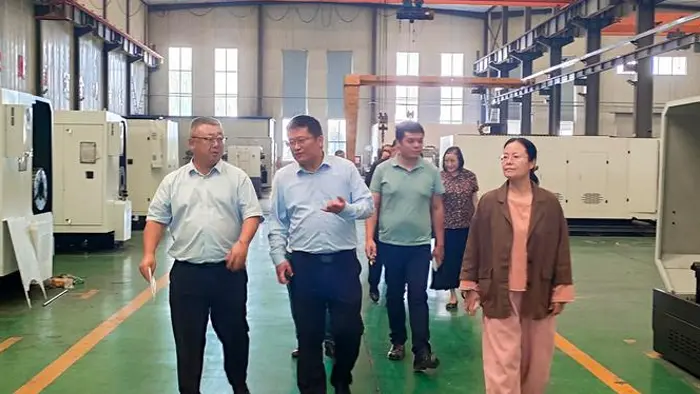 Отвъдморски клиенти посещават фабрика за тежка промишленост Qiansheng за инспекция на място
